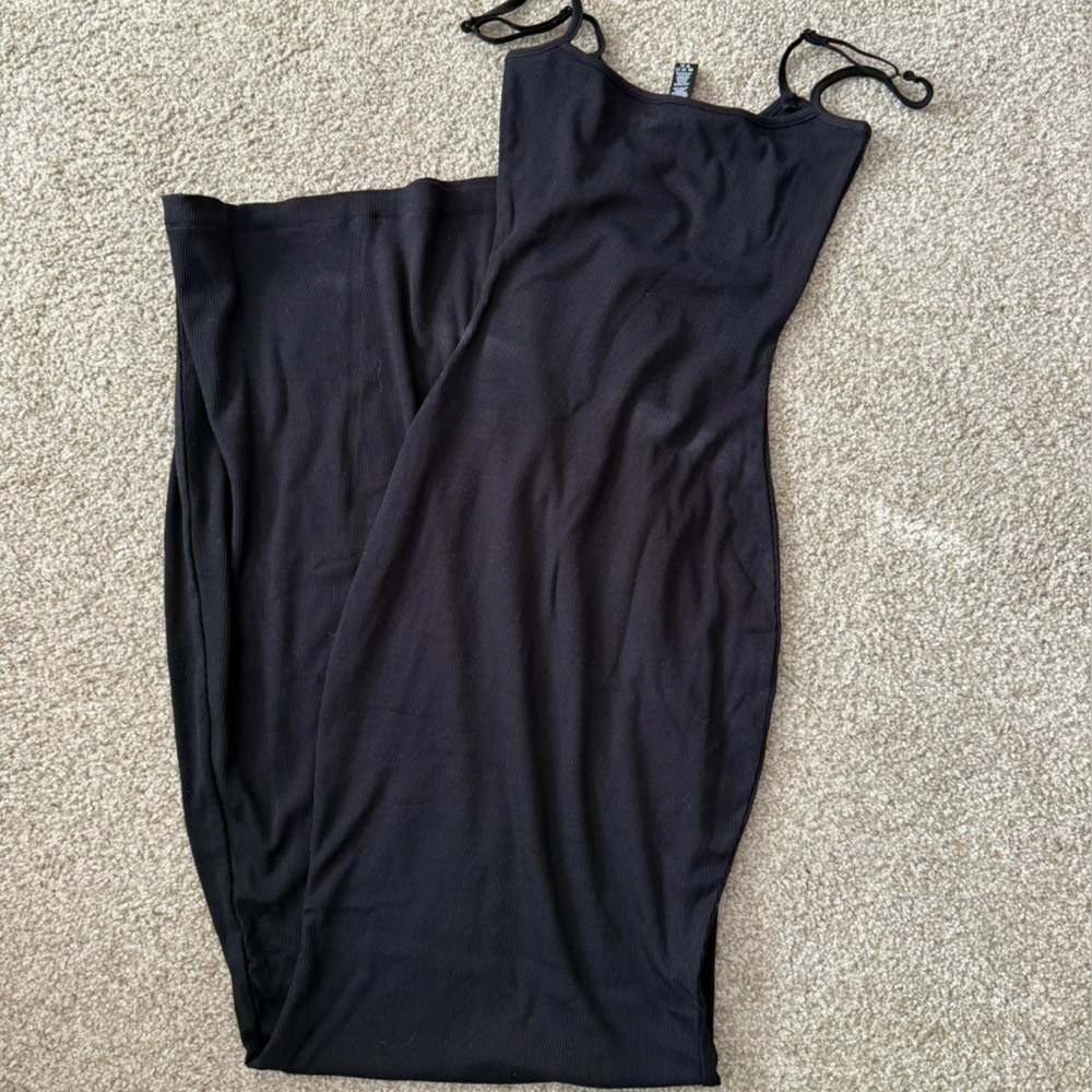 SKIMS Sleek Black Maxi Dress - Picture 3 of 4